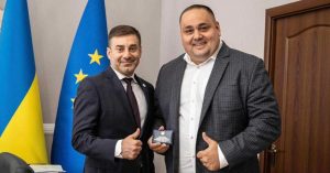 Донецький “стронгмен” Лашин мріяв очолити Маріупольську МВА, але завадив корупційний скандал Донецький “стронгмен” Лашин мріяв очолити Маріупольську МВА, але завадив корупційний скандал