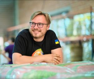 Безробітний депутат Одеської міськради від ОПЗЖ Роман Сеник отримав від батька нежитлове приміщення за 4,7 млн грн