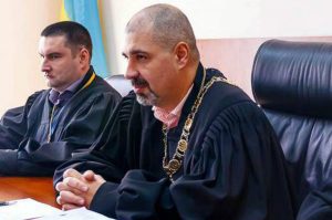 Одеський суддя Андрій Бойко тримає вдома понад 6,8 млн грн готівкою і регулярно користується майном родичів