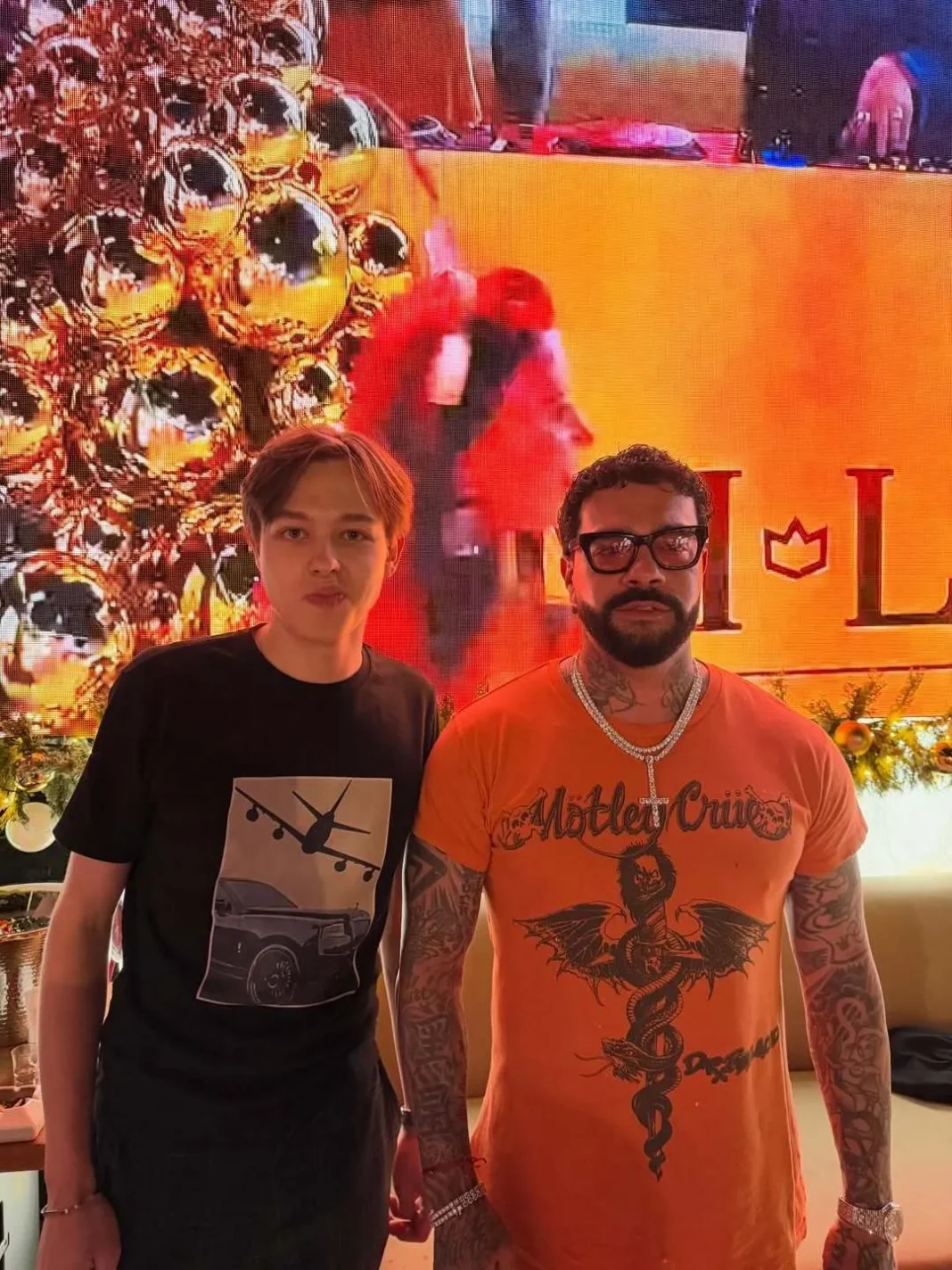 Київський мажор Андрій Драган засвітився в Дубаї з Тіматі та російським прапором на новорічній вечірці