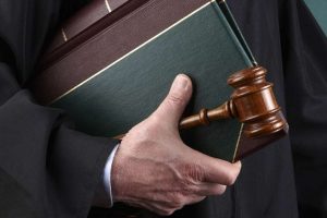 Дорожній бізнес у тіні НАБУ: як дружина «слуги народу» Костянтина Касая намагається відсудити назад компанію у фігуранта корупційного скандалу